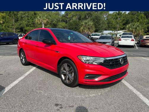 Tornado Red 2021 Volkswagen Jetta 1.4T R-Line