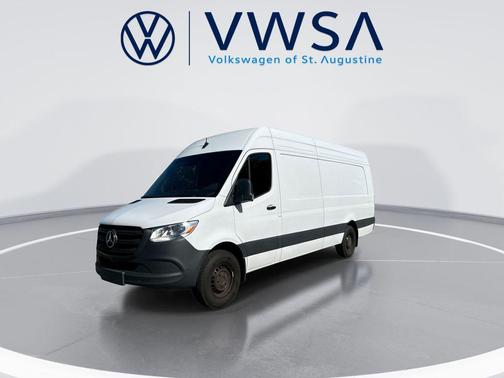 Arctic White 2024 Mercedes-Benz Sprinter 2500 High Roof