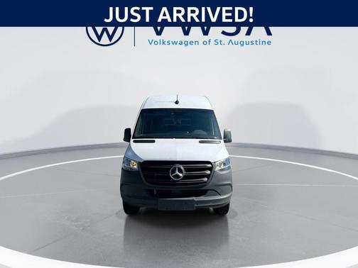 Arctic White 2024 Mercedes-Benz Sprinter 2500 High Roof