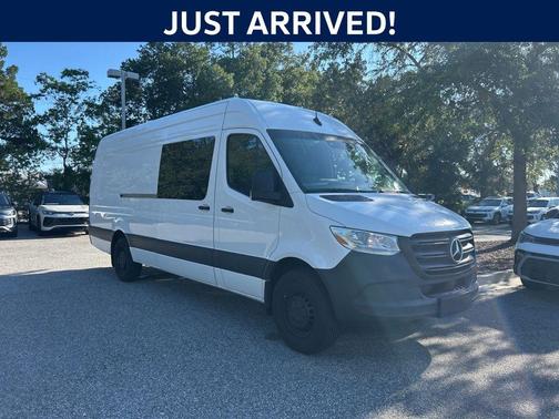 Arctic White 2024 Mercedes-Benz Sprinter 2500 High Roof