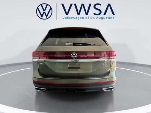 avocado green pearl 2026 Volkswagen Atlas 2.0T SEL