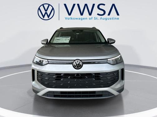 Pyrite Silver Metallic 2026 Volkswagen Tiguan 2.0T SE