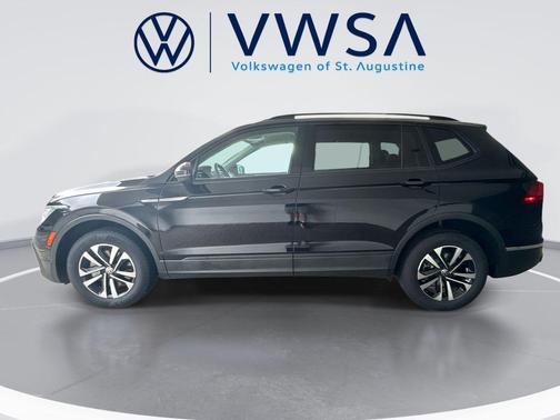 Deep Black Pearl 2022 Volkswagen Tiguan 2.0T S 4MOTION