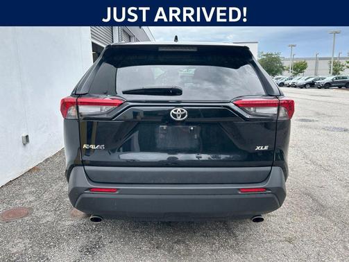 Midnight Black Metallic 2024 Toyota RAV4 XLE