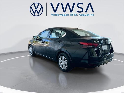 2022 Nissan Versa 1.6 S