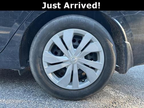 2022 Nissan Versa 1.6 S