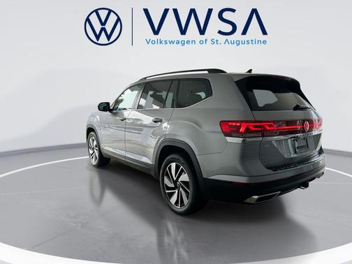 silver mist metallic 2026 Volkswagen Atlas 2.0T SE w/Technology