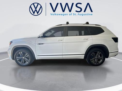 Pure White 2021 Volkswagen Atlas 3.6L SE w/Technology