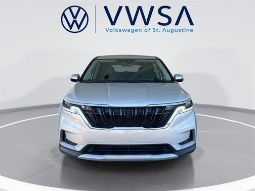 2023 Kia Carnival LX