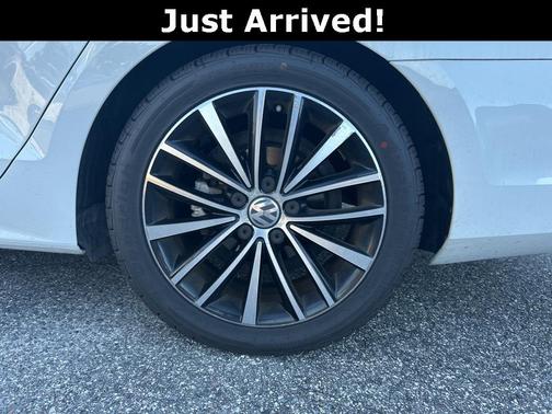 2016 Volkswagen Jetta 1.8T Sport