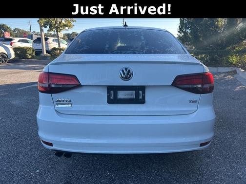 2016 Volkswagen Jetta 1.8T Sport