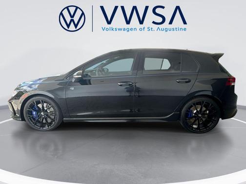 Mythos Black Metallic 2026 Volkswagen Golf R 2.0T DSG