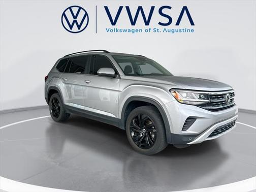 2022 Volkswagen Atlas 3.6L SE w/Technology