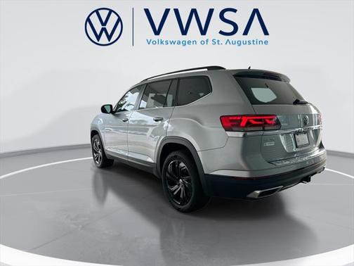 2022 Volkswagen Atlas 3.6L SE w/Technology