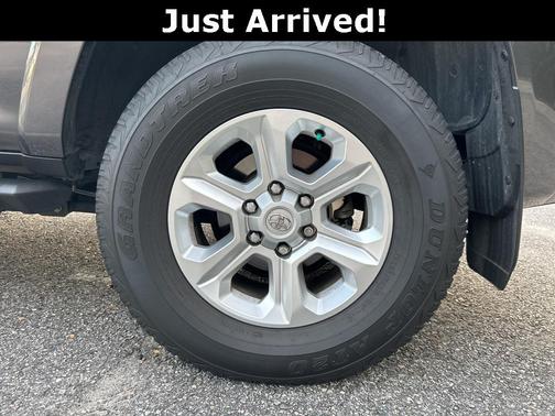 2022 Toyota 4Runner SR5