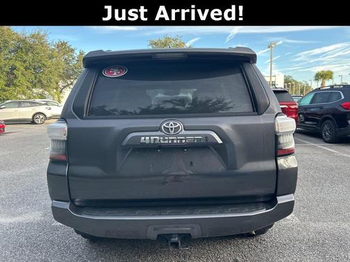 2022 Toyota 4Runner SR5