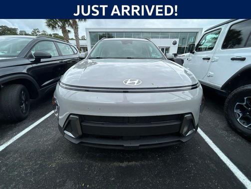 Cyber Gray Metallic 2024 Hyundai KONA SEL