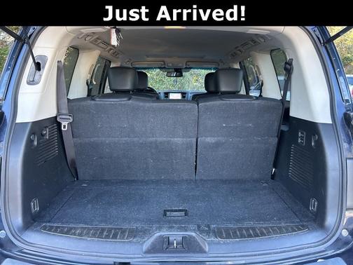 2017 INFINITI QX80 Base