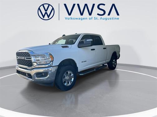 2024 RAM 2500 Big Horn Crew Cab 4x4 6'4' Box