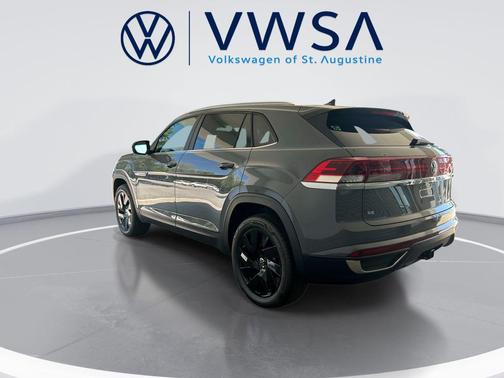 pure gray 2026 Volkswagen Atlas Cross Sport 2.0T SE w/Technology