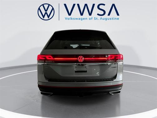 2026 Volkswagen Atlas 2.0T SE w/Technology 4MOTION