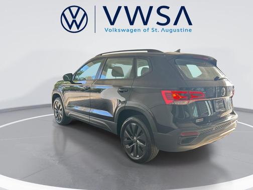 Deep Black Pearl 2024 Volkswagen Taos 1.5T S