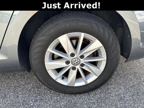 2017 Volkswagen Golf SportWagen TSI S