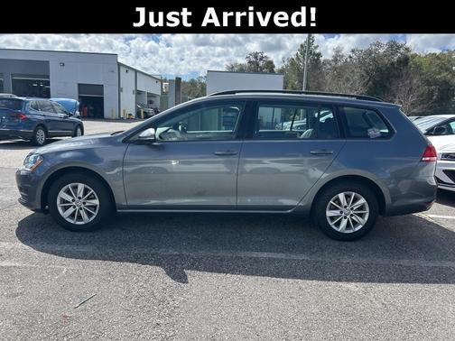 2017 Volkswagen Golf SportWagen TSI S