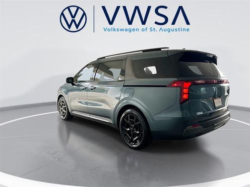 2025 Kia Carnival SX