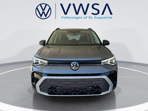 Platinum Gray Metallic 2025 Volkswagen Taos 1.5T S