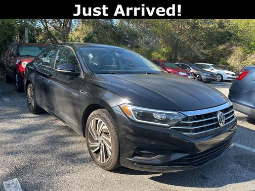Deep Black Pearl 2021 Volkswagen Jetta 1.4T SEL Premium