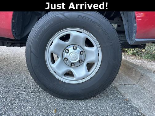 2017 Toyota Tacoma SR