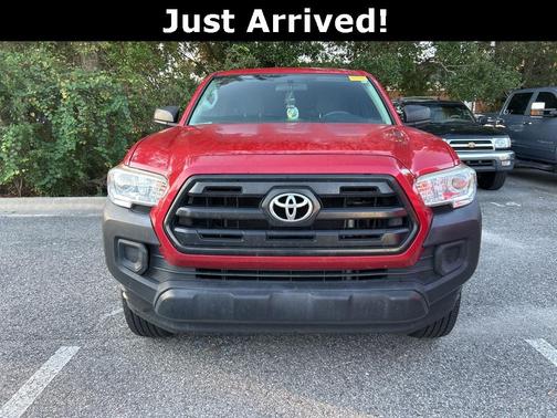2017 Toyota Tacoma SR