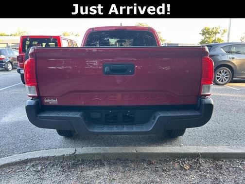 2017 Toyota Tacoma SR