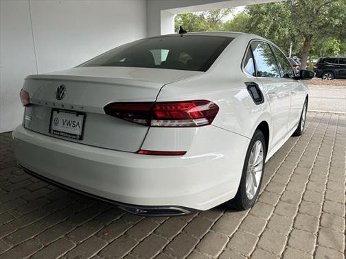 2020 Volkswagen Passat 2.0T SE