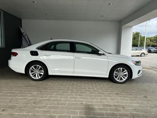 2020 Volkswagen Passat 2.0T SE