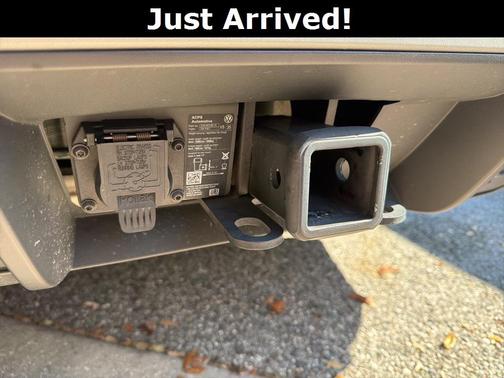 2024 Volkswagen Atlas 2.0T SE w/Technology 4MOTION