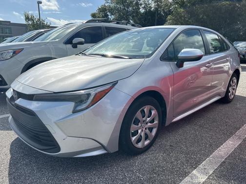 2023 Toyota Corolla Hybrid XLE