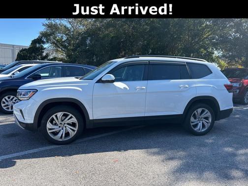 2022 Volkswagen Atlas 3.6L SE w/Technology