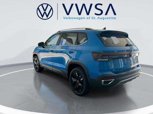 Cornflower Blue 2026 Volkswagen Taos SE