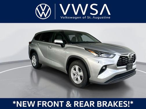 2023 Toyota Highlander LE