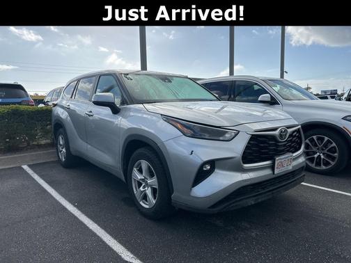 2023 Toyota Highlander LE
