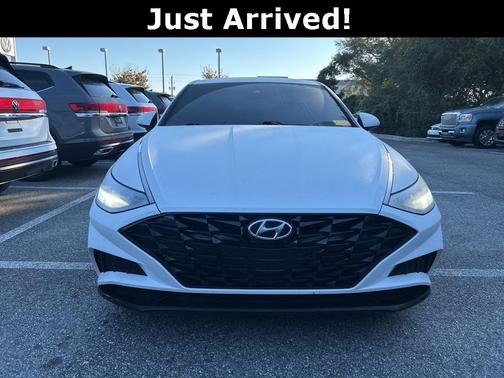 2022 Hyundai SONATA SEL