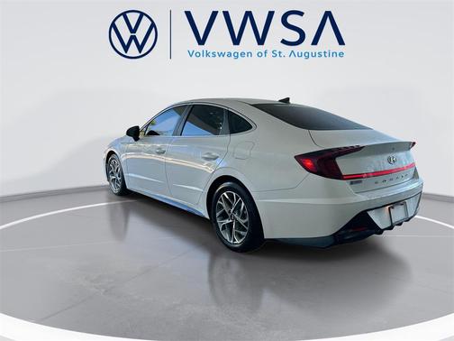 2022 Hyundai SONATA SEL