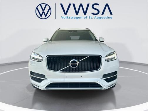 2019 Volvo XC90 T6 Momentum