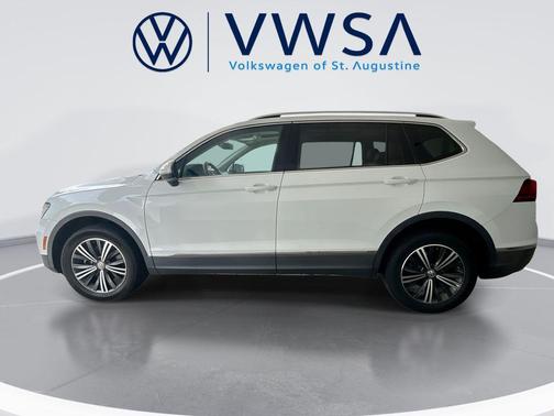 Pure White 2018 Volkswagen Tiguan 2.0T SEL