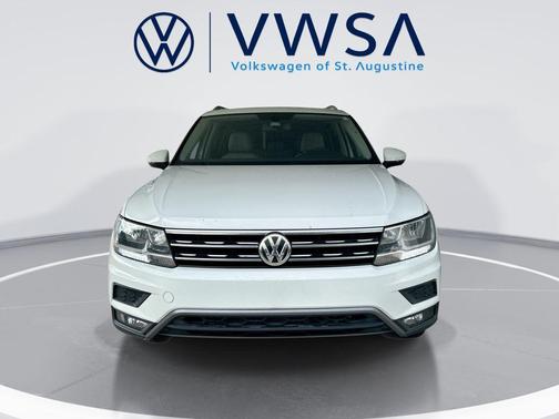 Pure White 2018 Volkswagen Tiguan 2.0T SEL