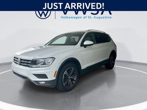 Pure White 2018 Volkswagen Tiguan 2.0T SEL