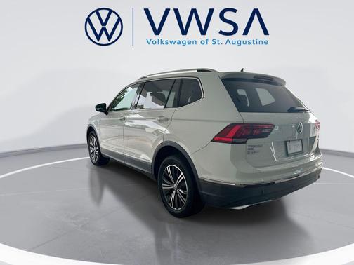 Pure White 2018 Volkswagen Tiguan 2.0T SEL