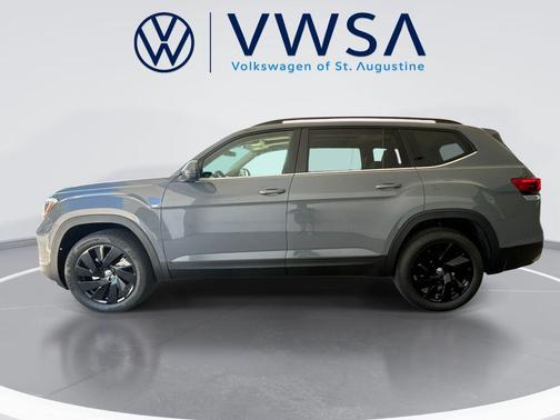 pure gray 2026 Volkswagen Atlas 2.0T SE w/Technology